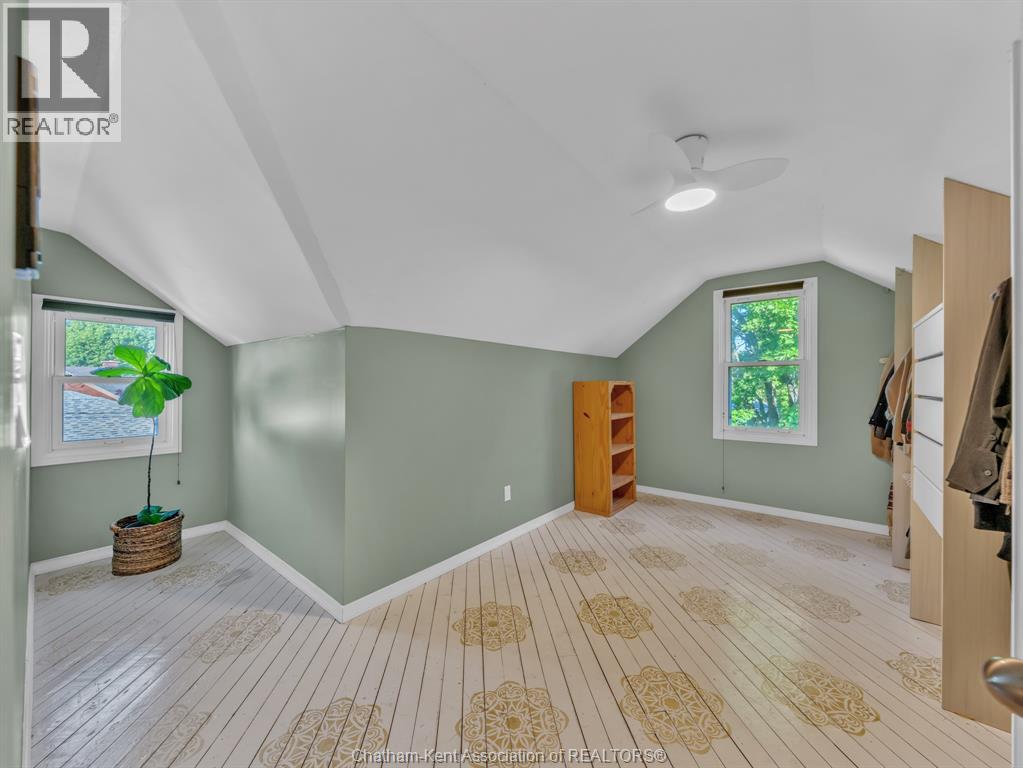 27 Jackson DRIVE - 32