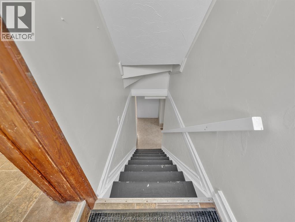 27 Jackson DRIVE - 34
