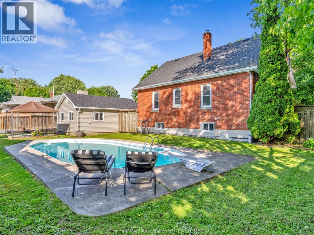 27 Jackson DRIVE - 43