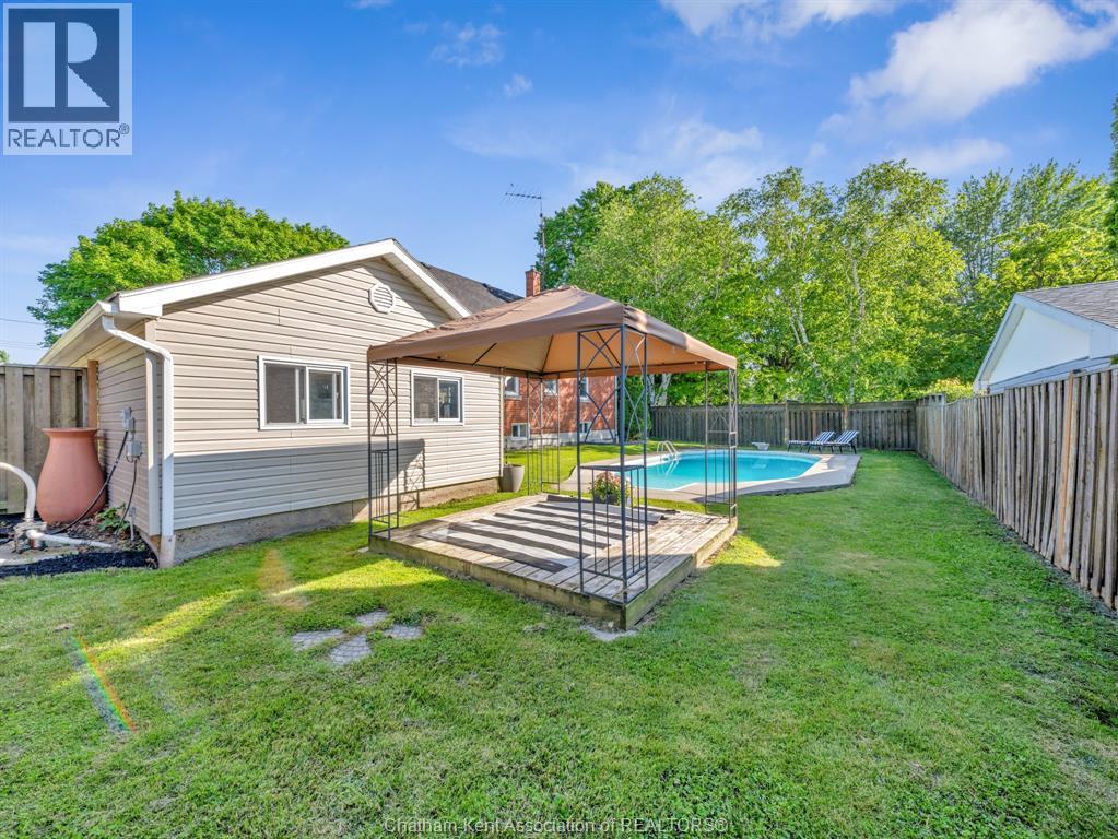 27 Jackson DRIVE - 46