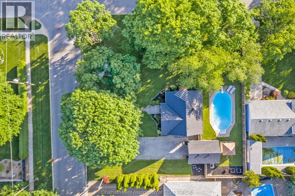 27 Jackson DRIVE - 48