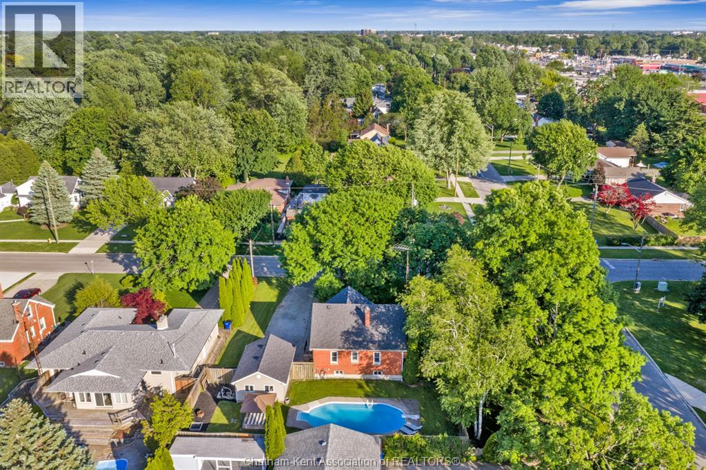 27 Jackson DRIVE - 49