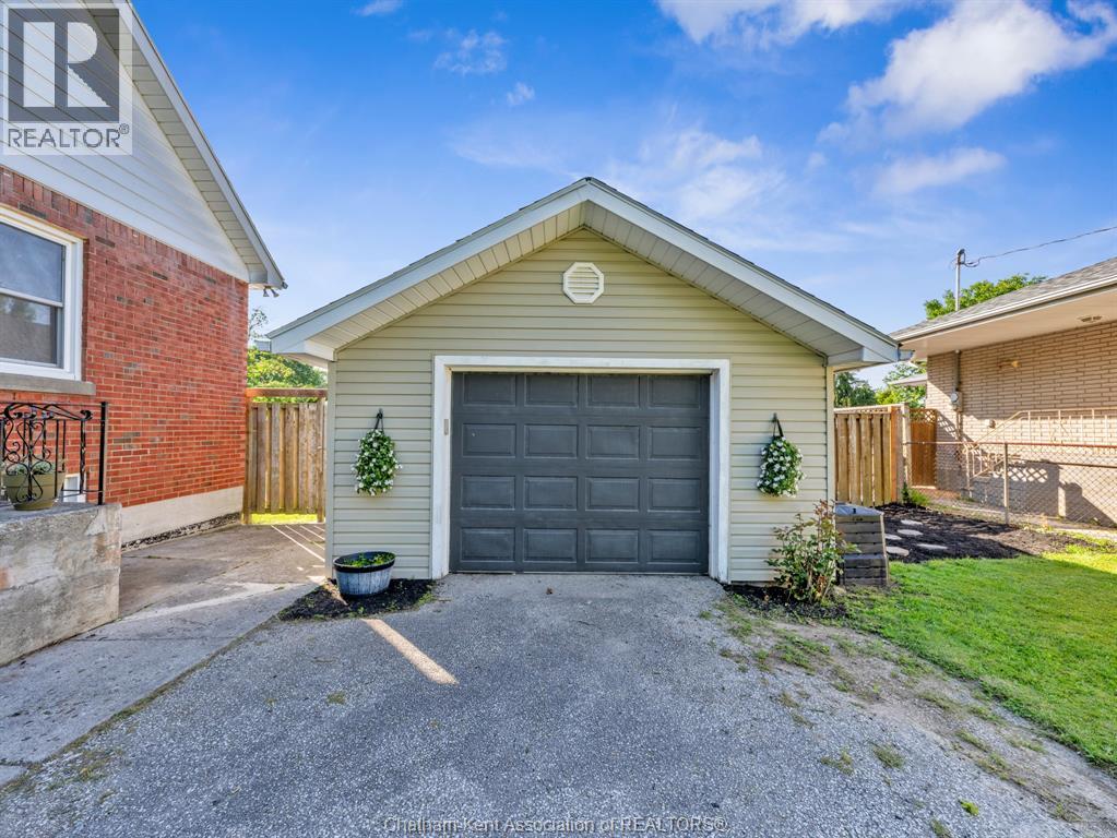 27 Jackson DRIVE - 8