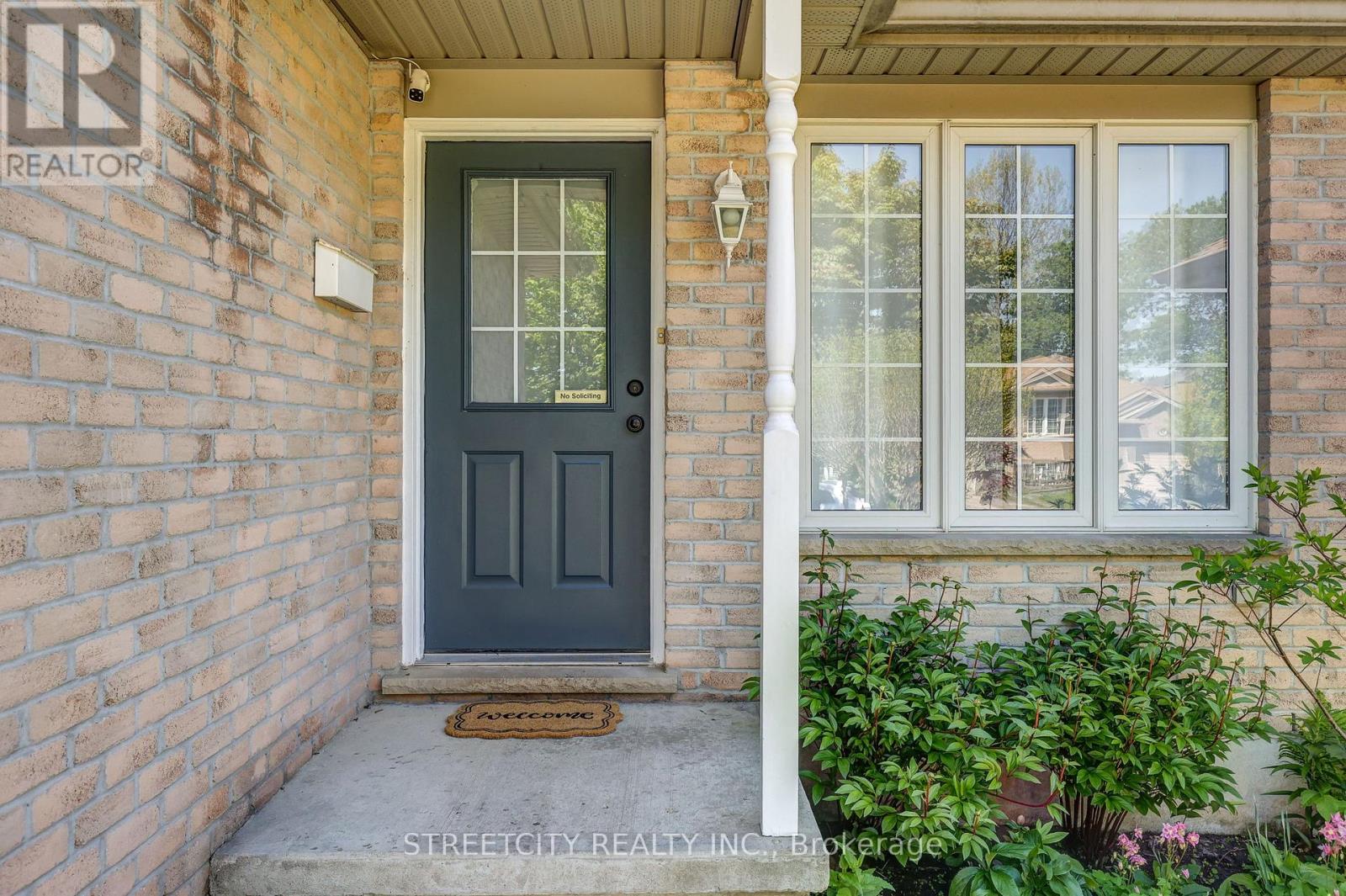 247 EXMOUTH CIRCLE - Image 2