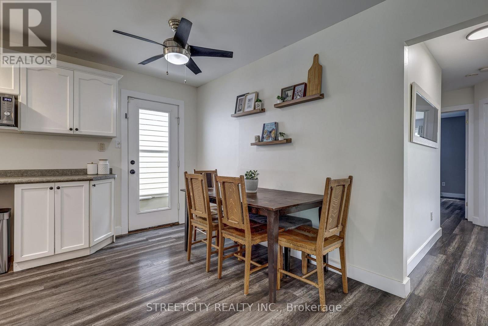 247 EXMOUTH CIRCLE - 8