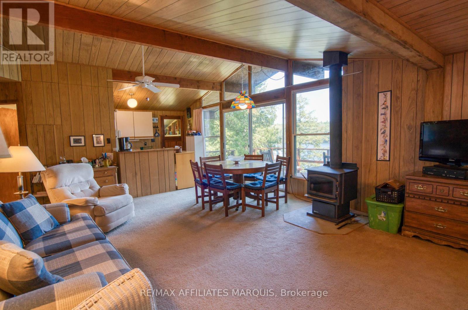 415 YVON LANE - 12