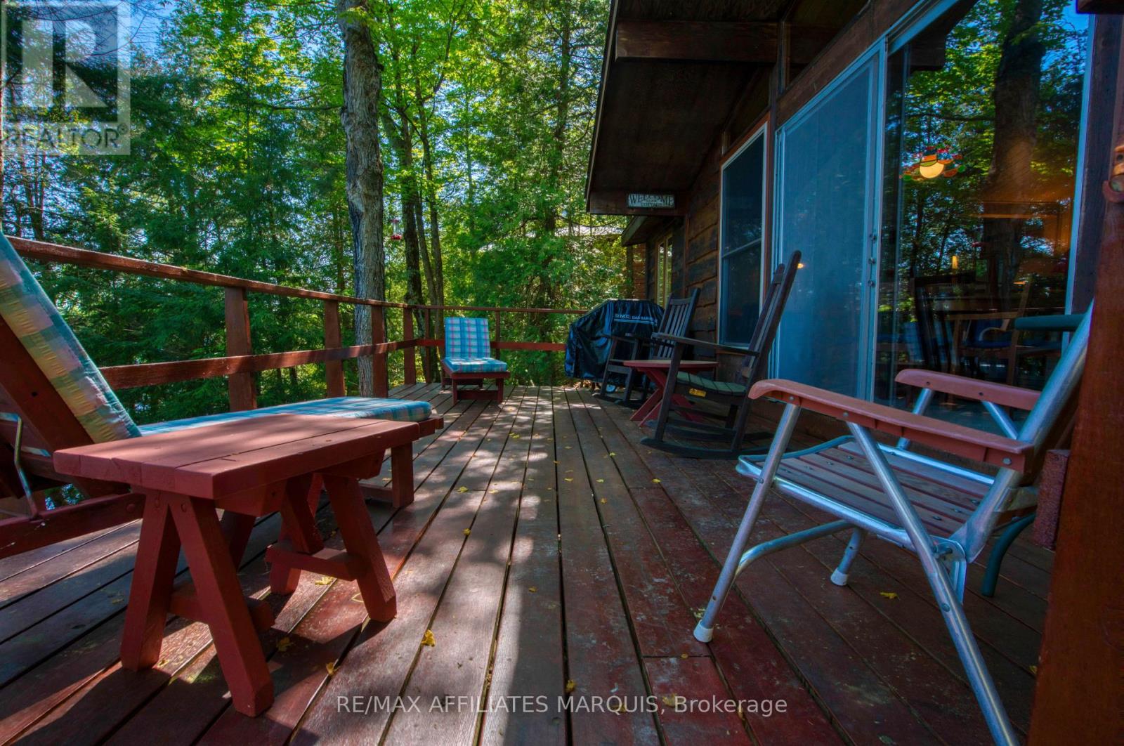 415 YVON LANE - 22
