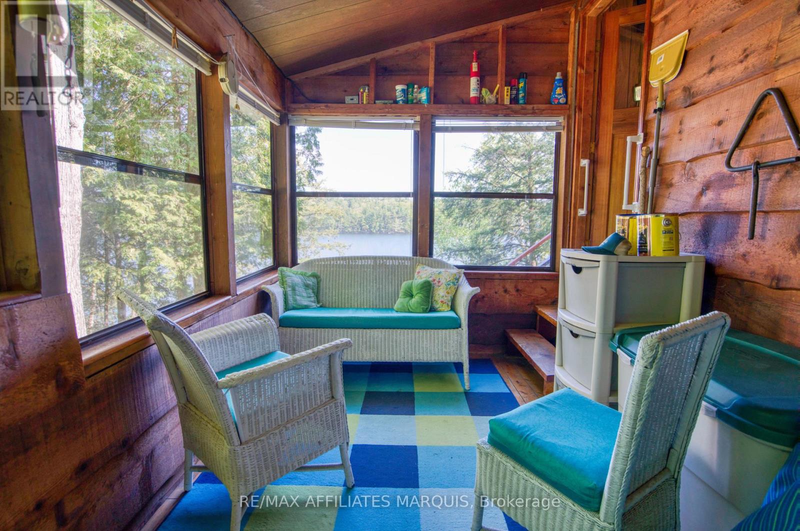 415 YVON LANE - 4