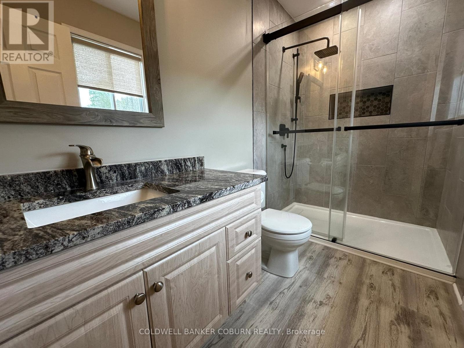 2480 BEACH ROAD - 11