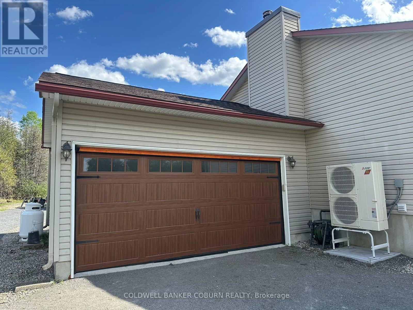 2480 BEACH ROAD - 29