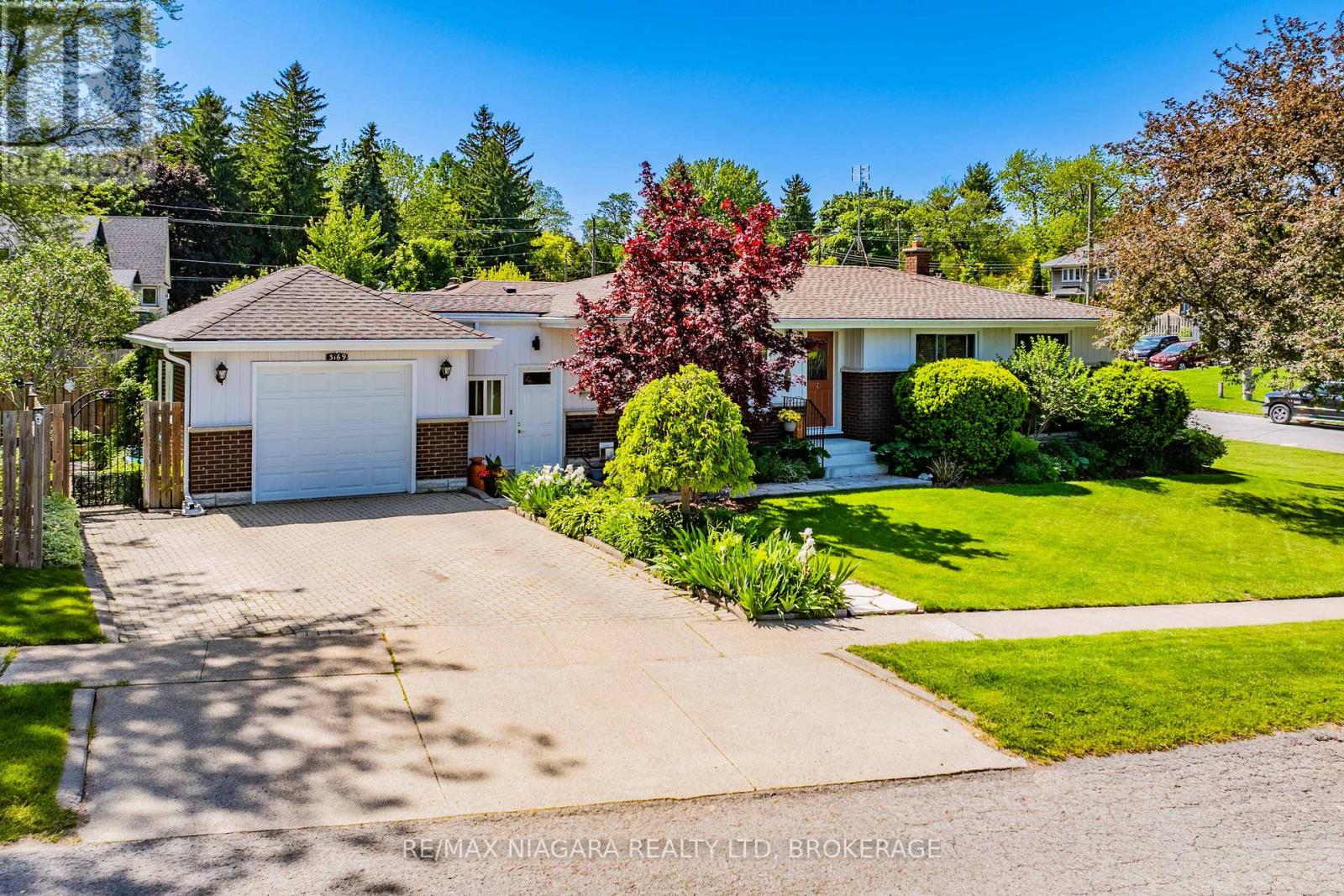 3169 FRANCES AVENUE - 2