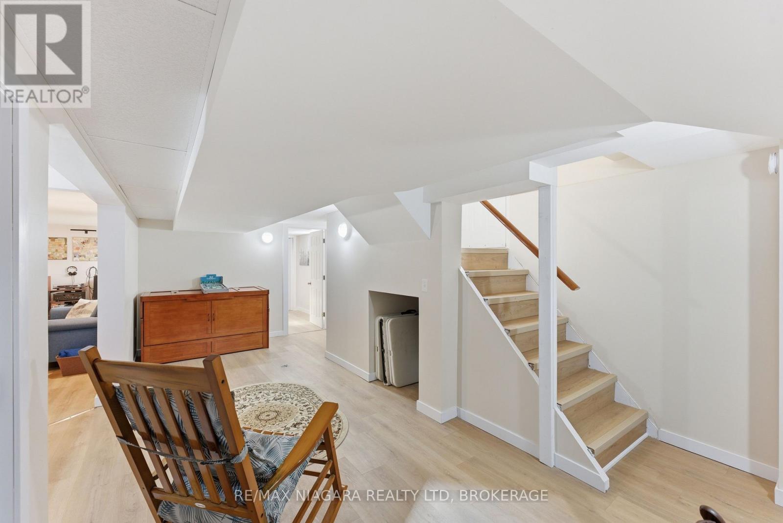 3169 FRANCES AVENUE - 23
