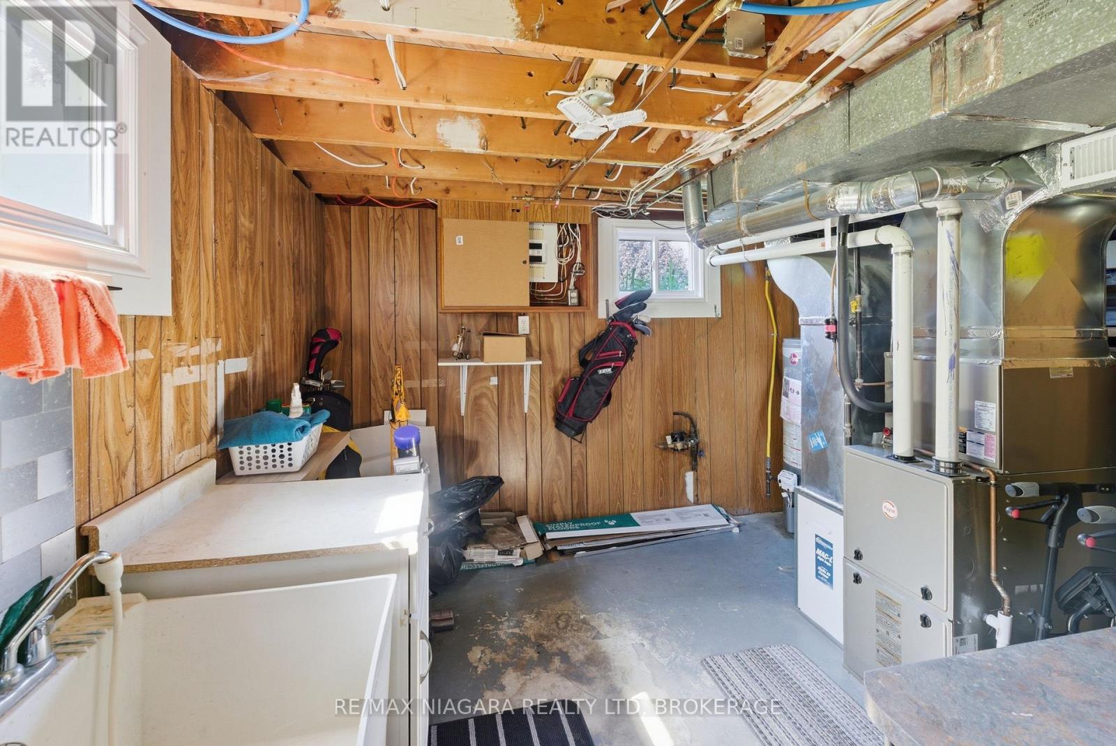 3169 FRANCES AVENUE - 33