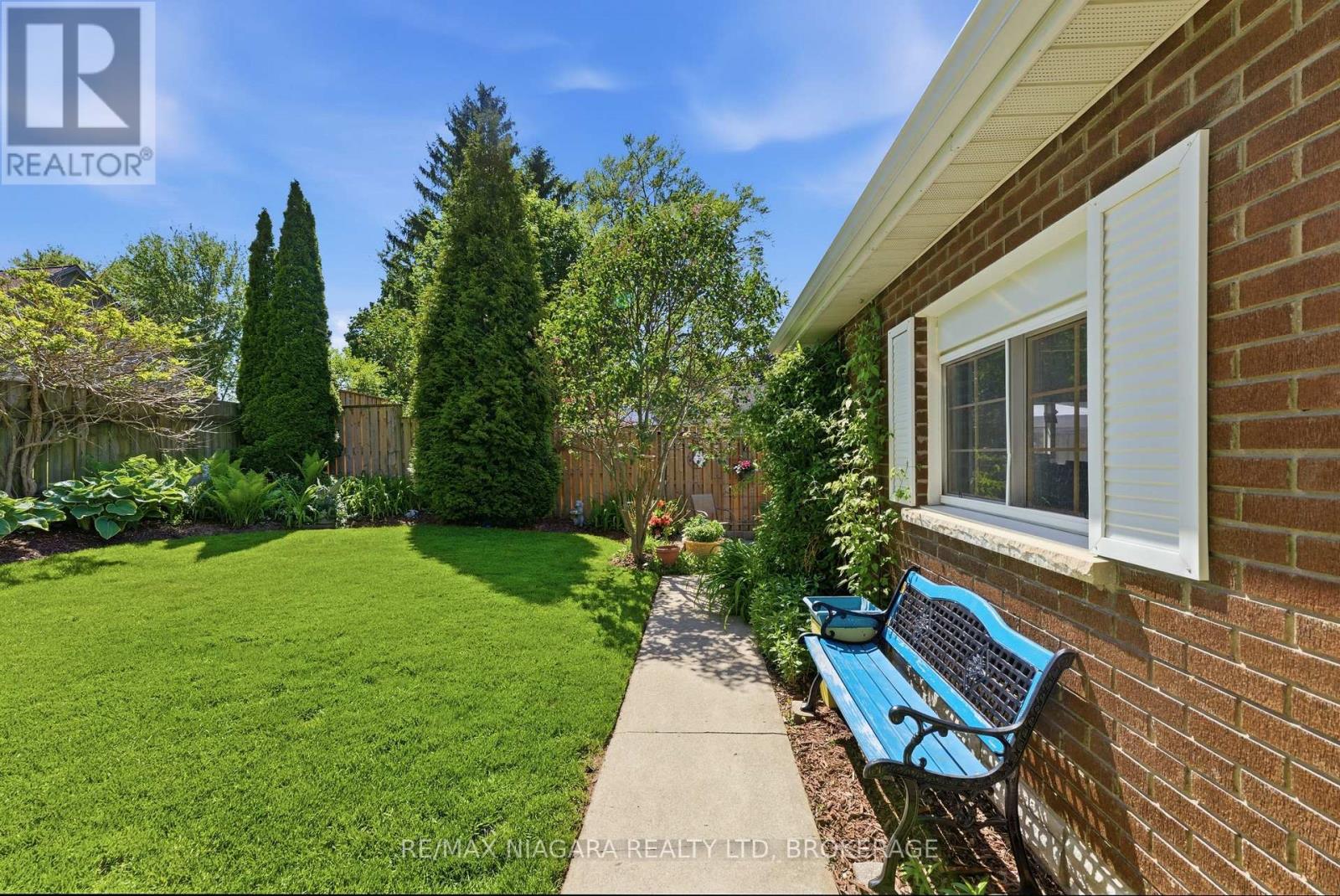 3169 FRANCES AVENUE - 37