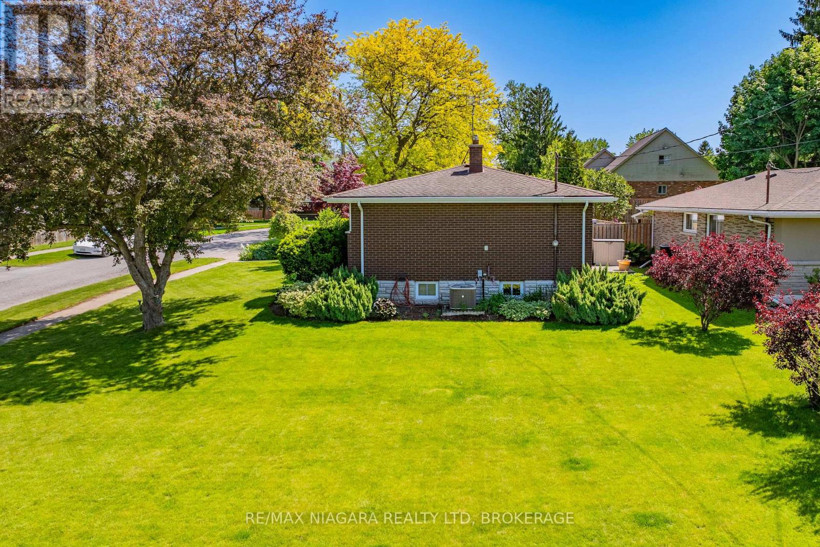 3169 FRANCES AVENUE - 4