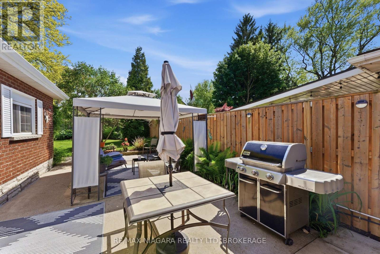 3169 FRANCES AVENUE - 42