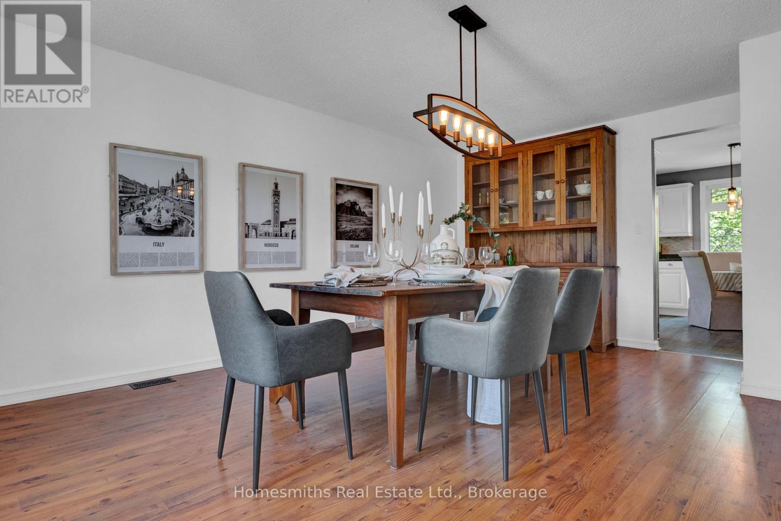 15779 SIMCOE STREET - 16