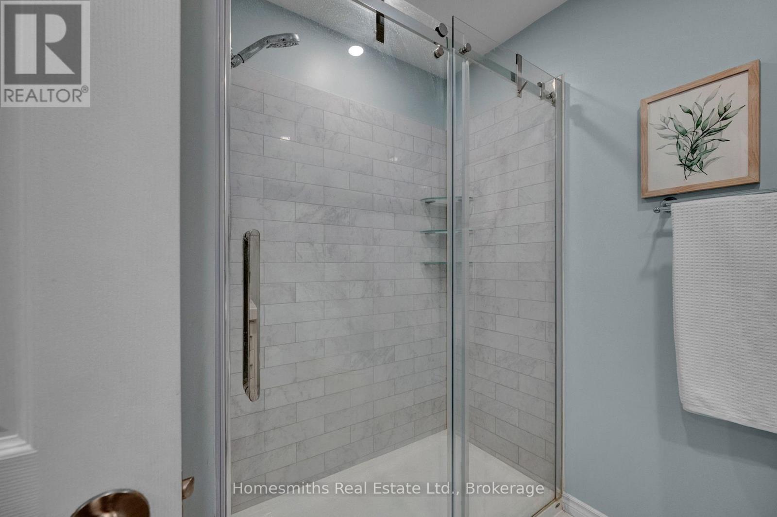 15779 SIMCOE STREET - 22