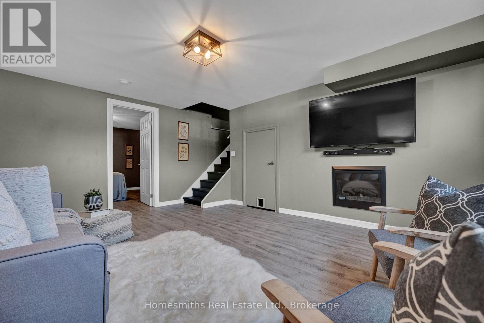 15779 SIMCOE STREET - 28