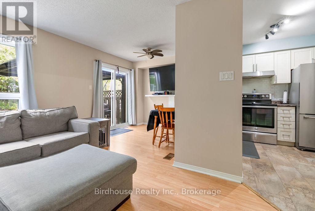 80 LORNE STREET - 10