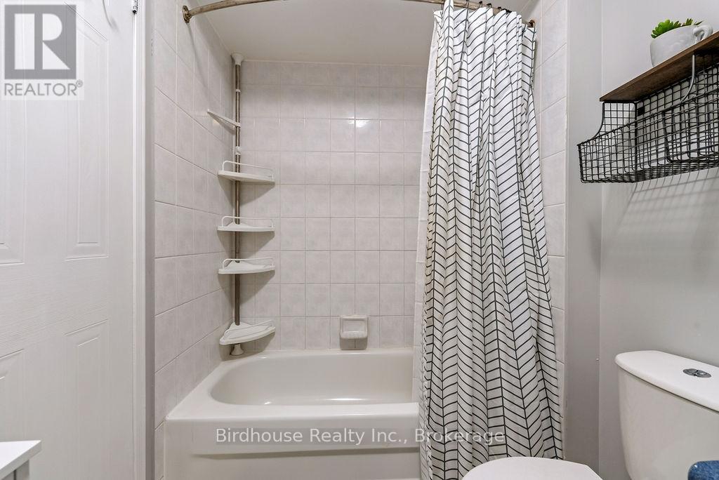 80 LORNE STREET - 22