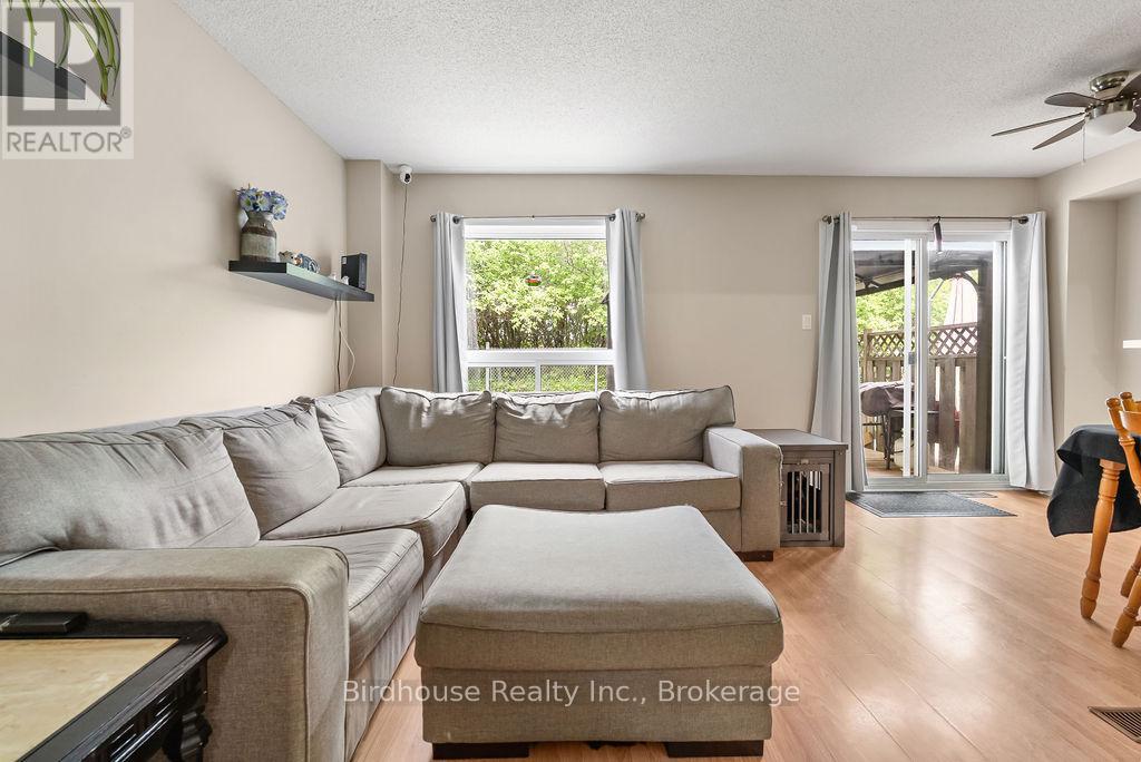 80 LORNE STREET - 9