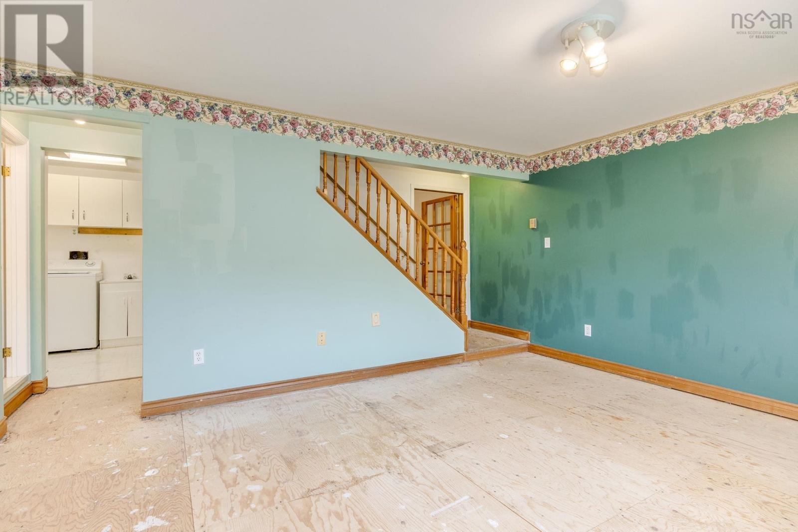 Property 5 of 41 of 124 Waterwheel Crescent