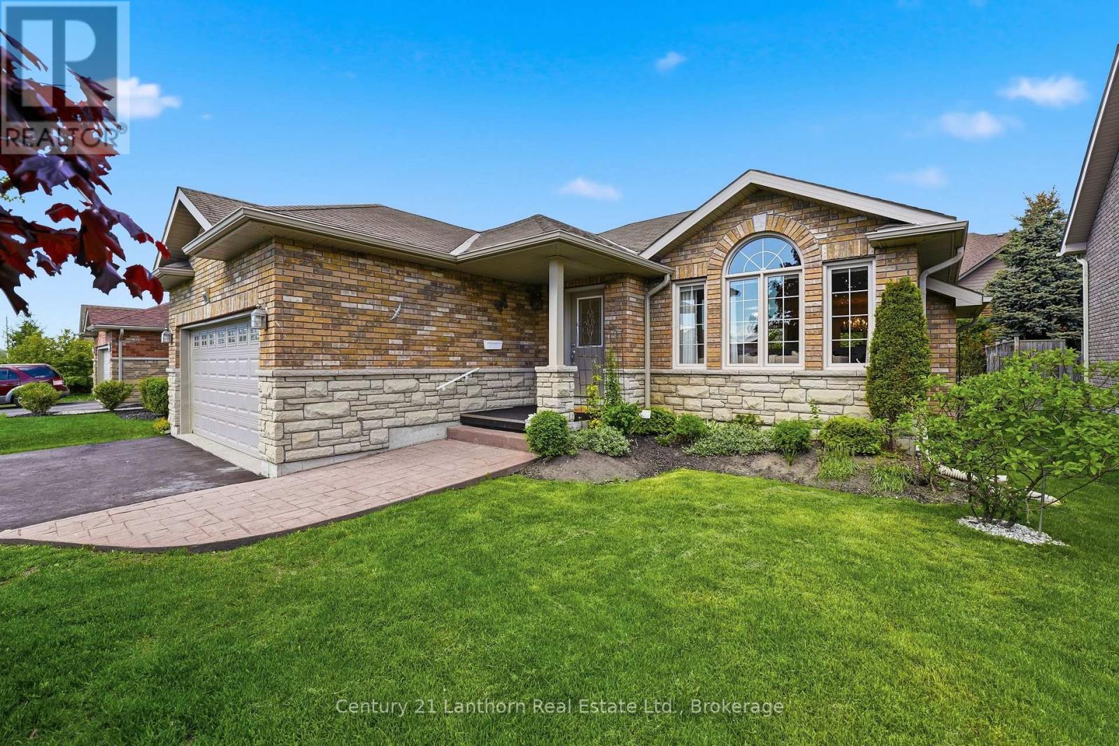 109 PARKVIEW HEIGHTS - 1