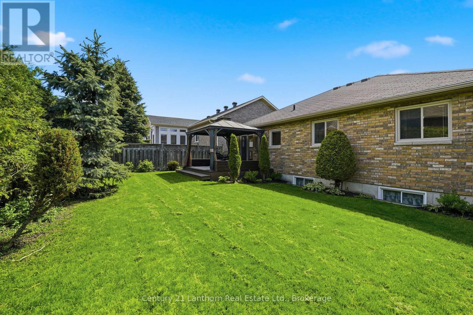 109 PARKVIEW HEIGHTS - 31