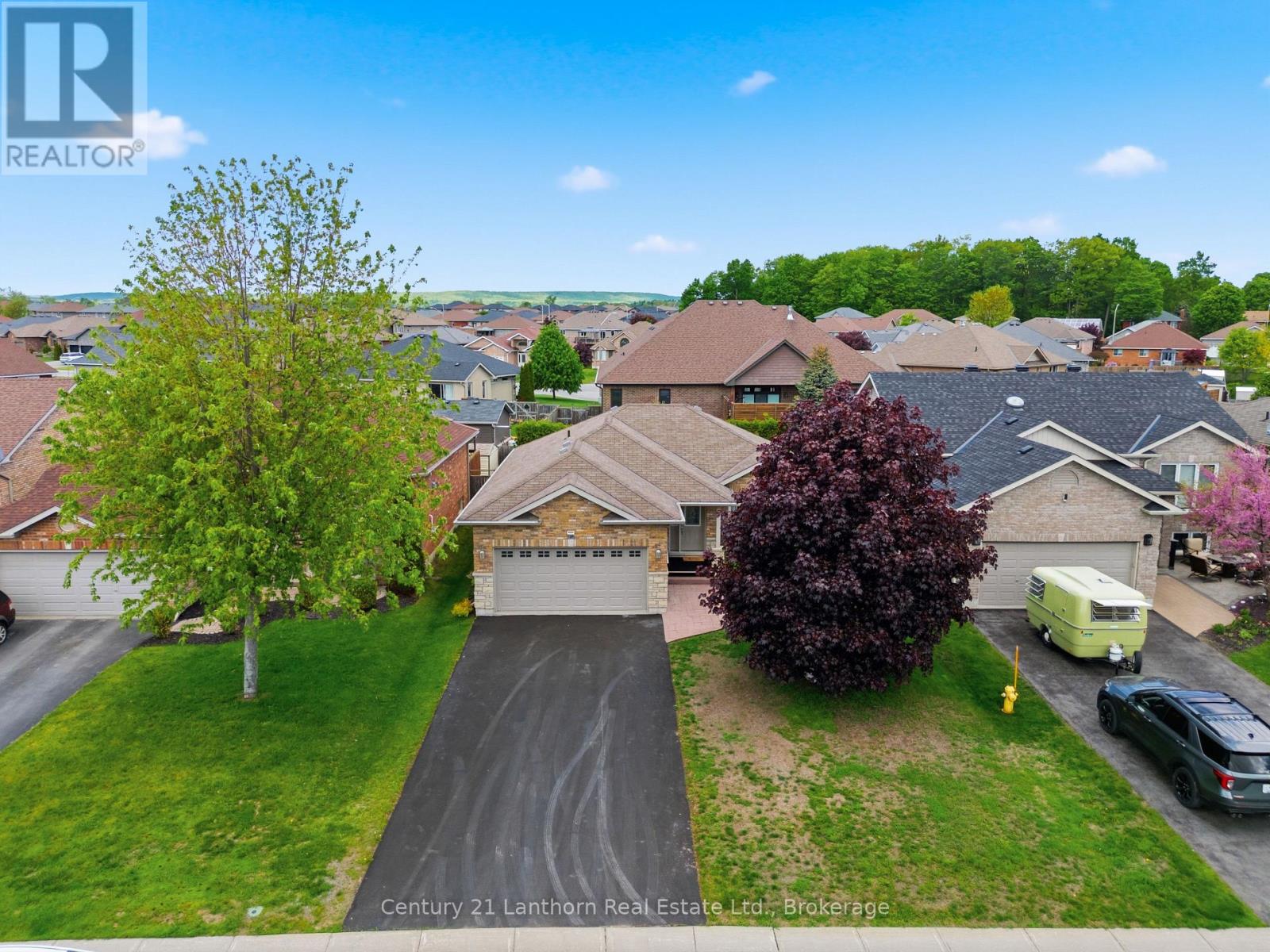 109 PARKVIEW HEIGHTS - 32