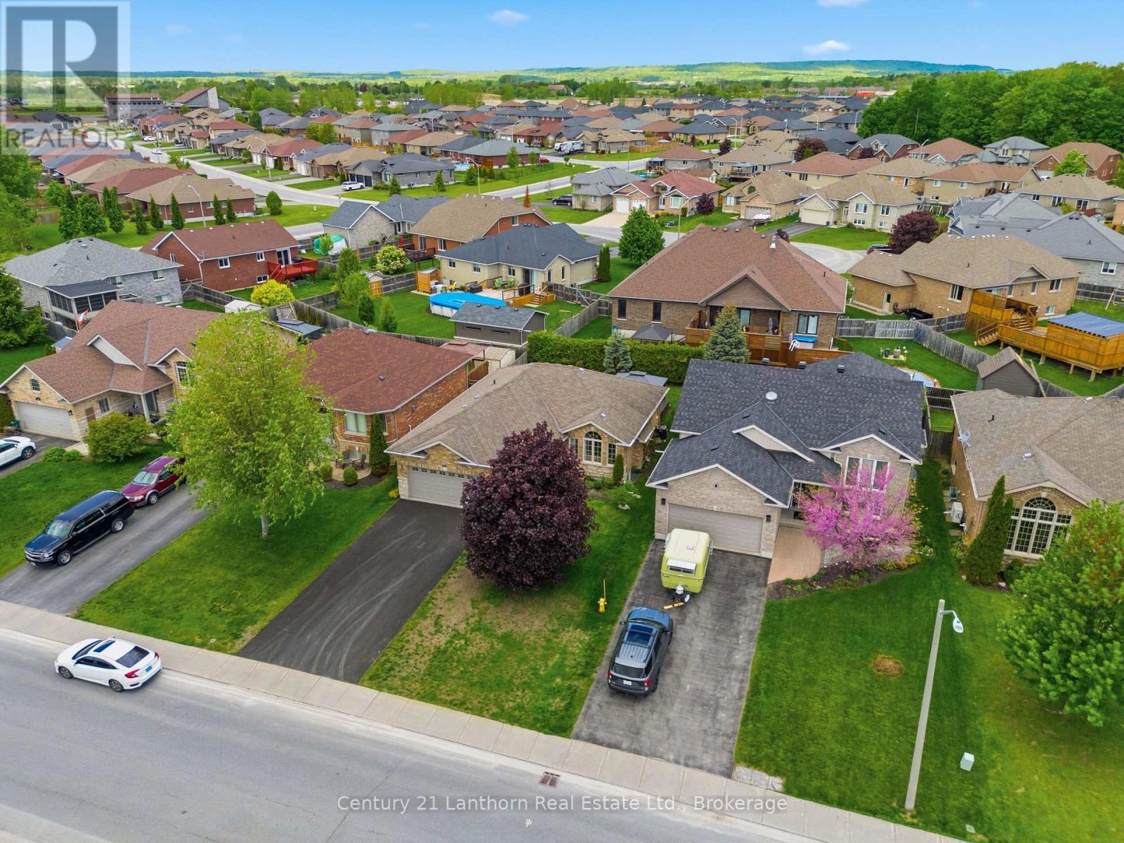 109 PARKVIEW HEIGHTS - 33