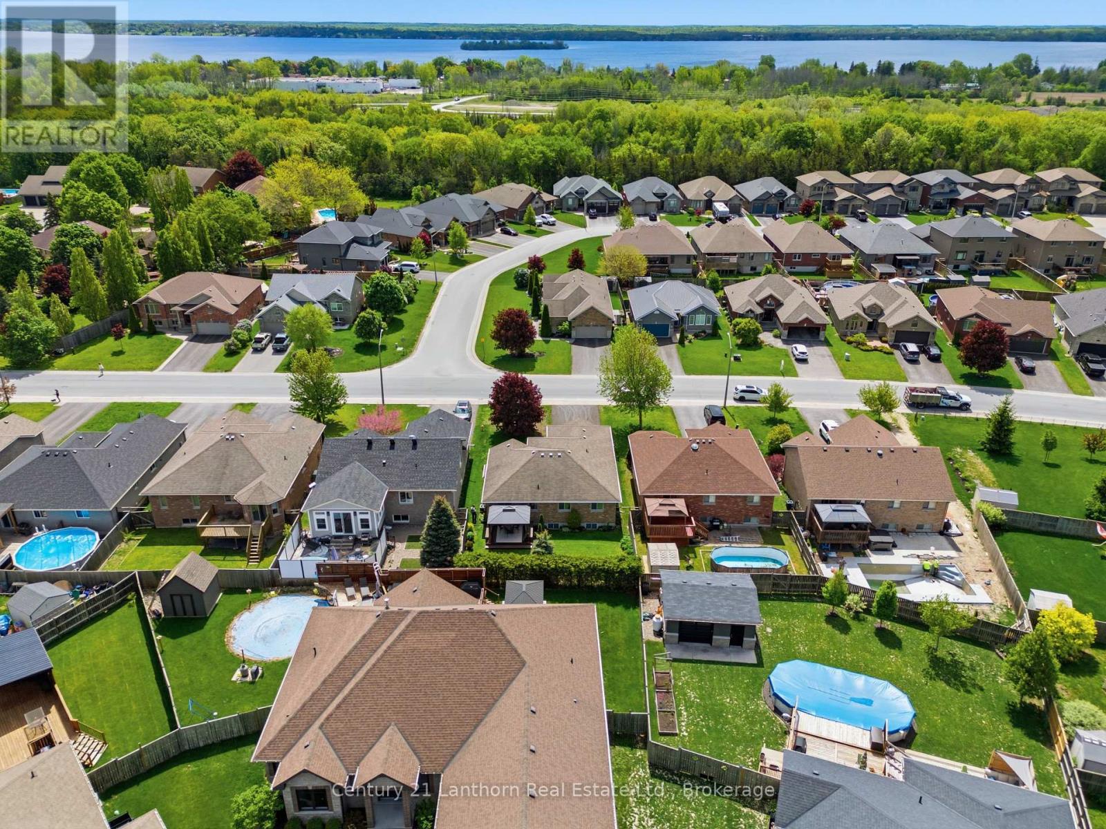 109 PARKVIEW HEIGHTS - 36