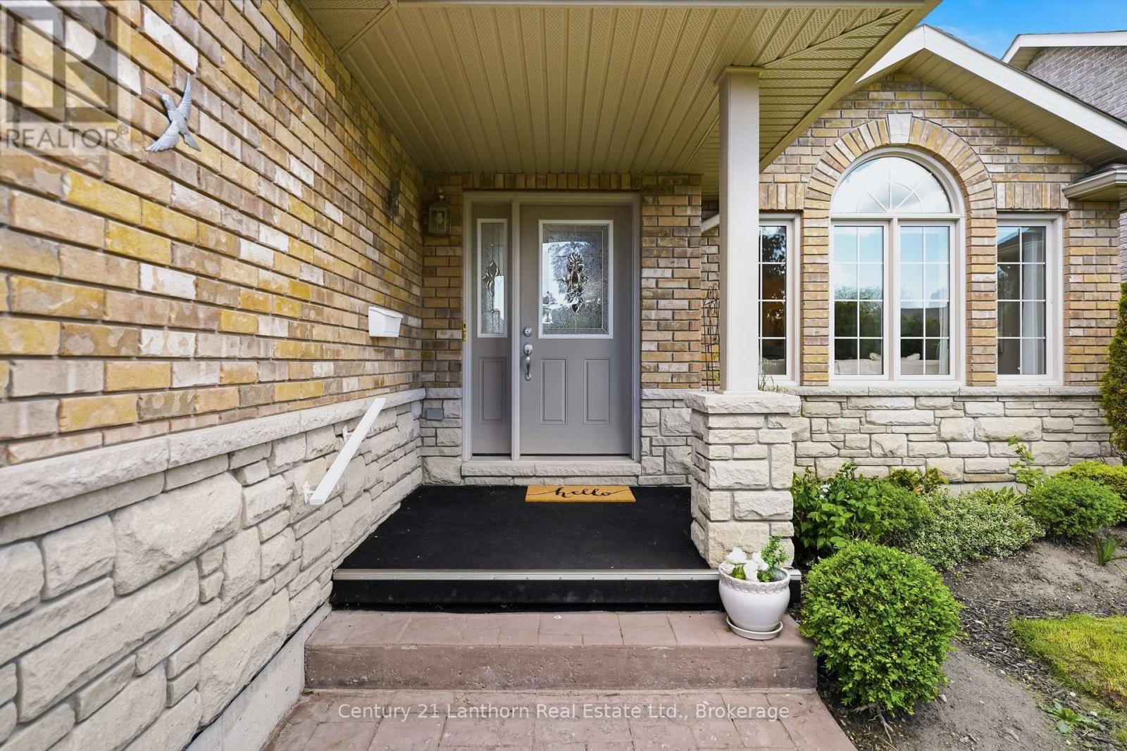 109 PARKVIEW HEIGHTS - 7