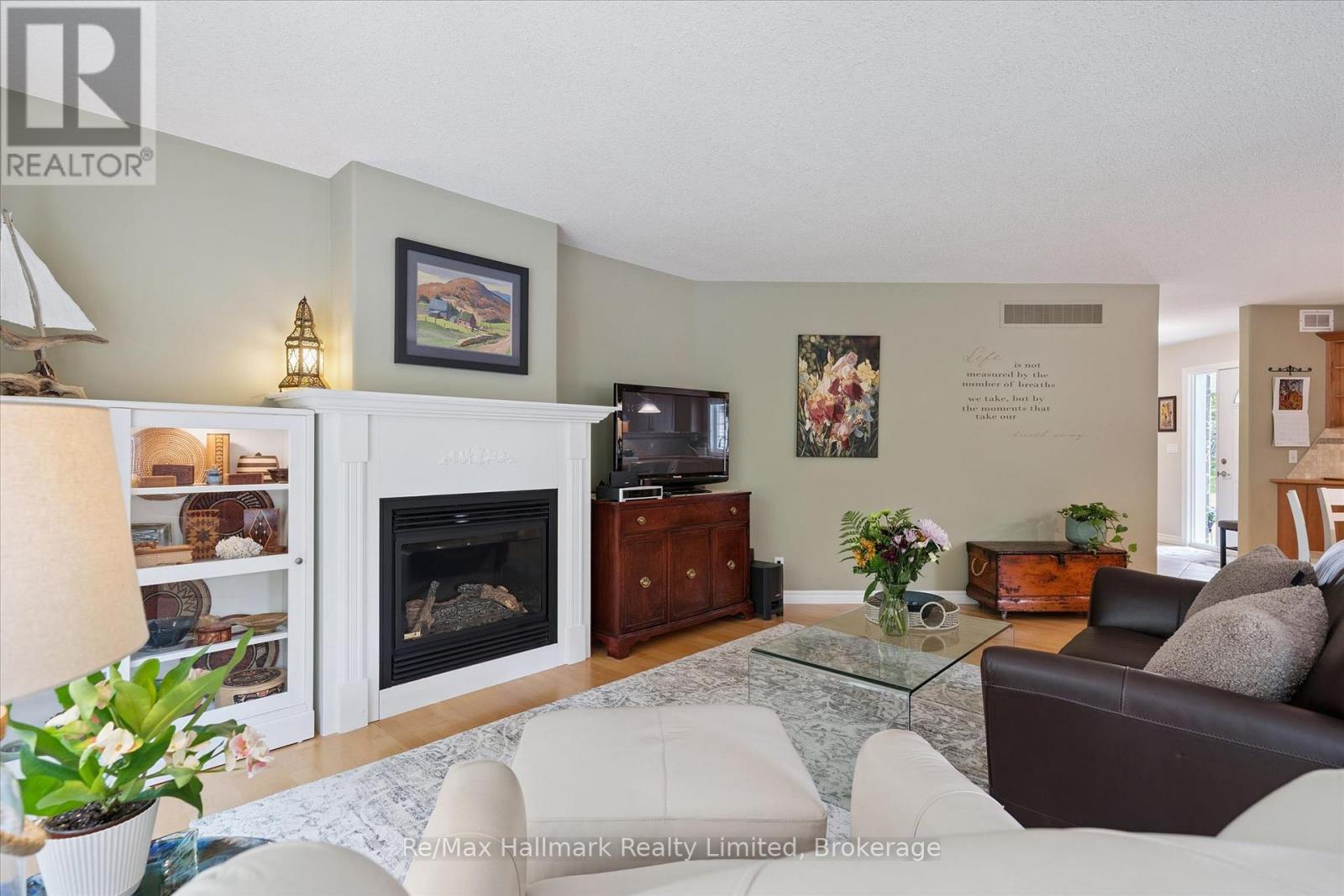 7 STONEHENGE COURT - 12