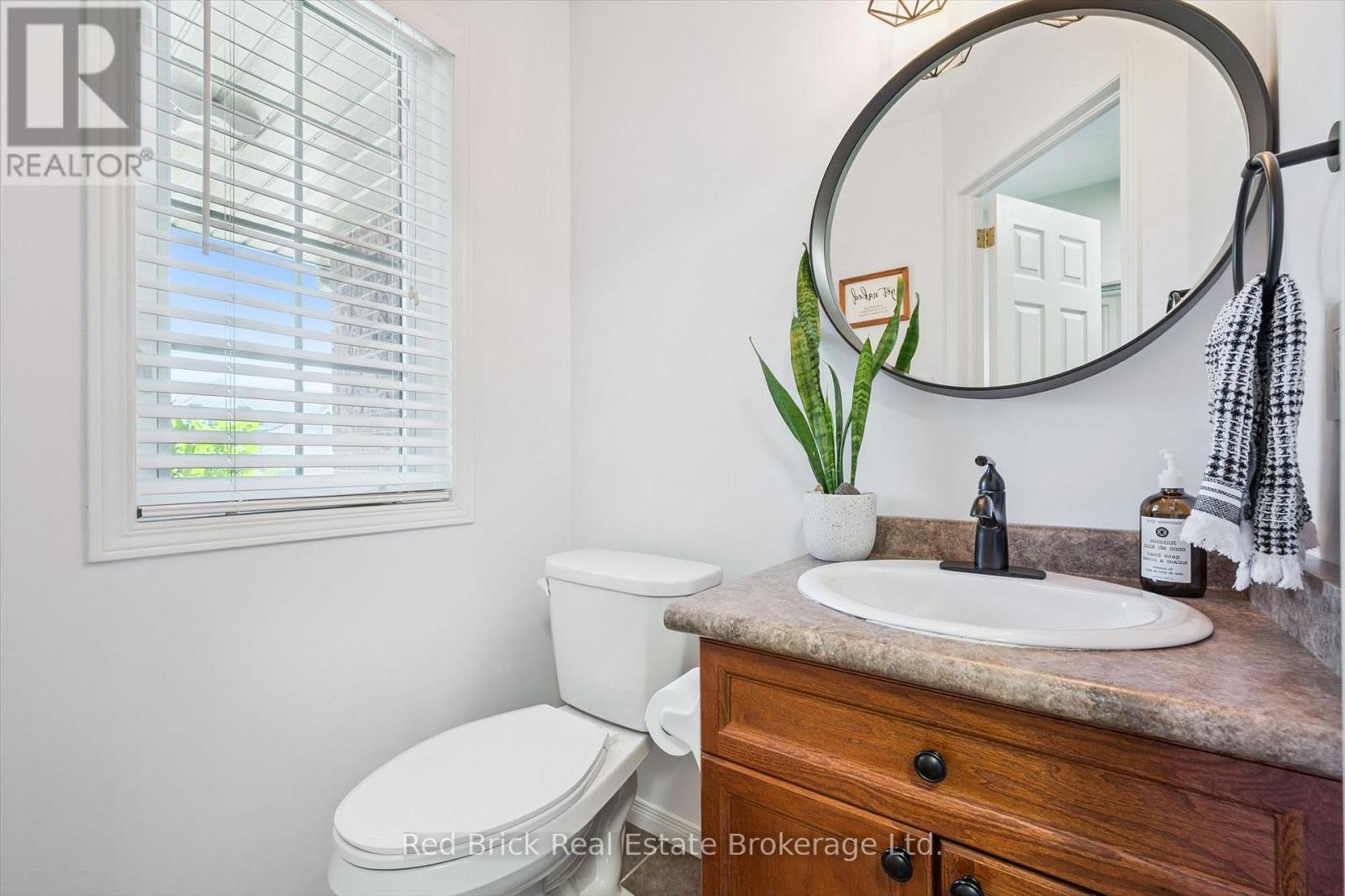 28 DAVISON DRIVE - 19