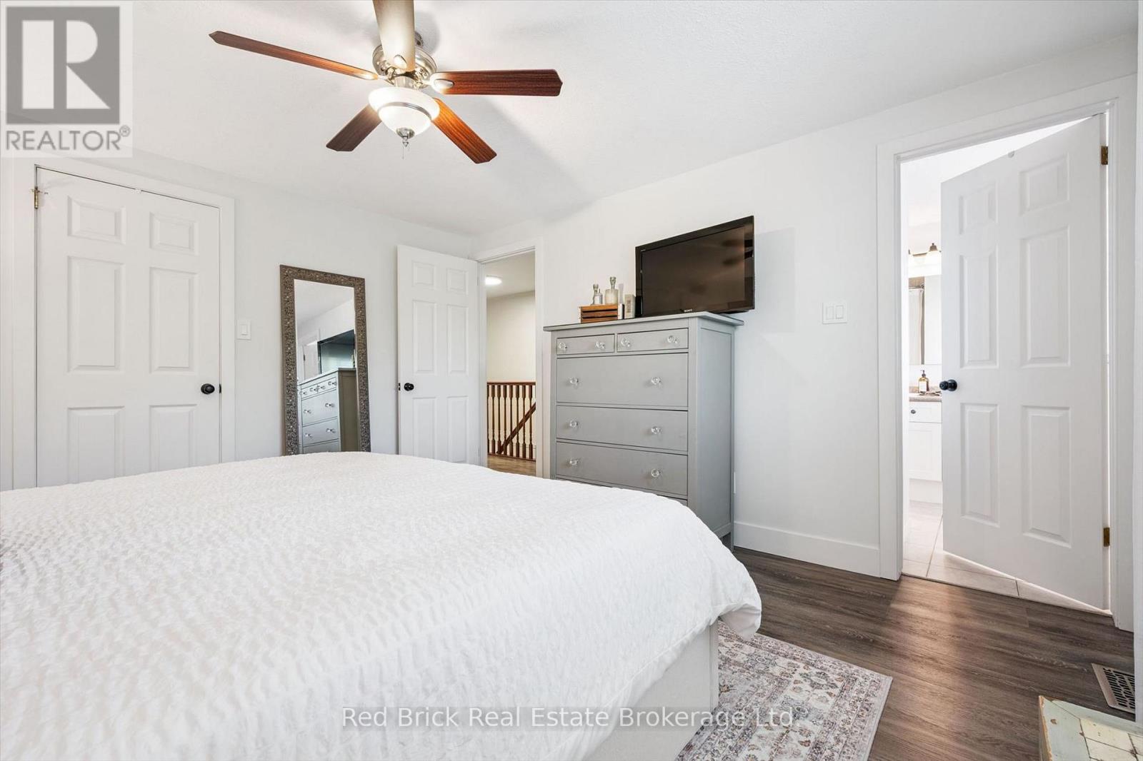 28 DAVISON DRIVE - 21