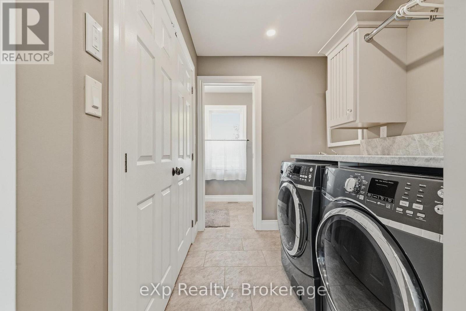 100 HARRIS CRESCENT - Image 16