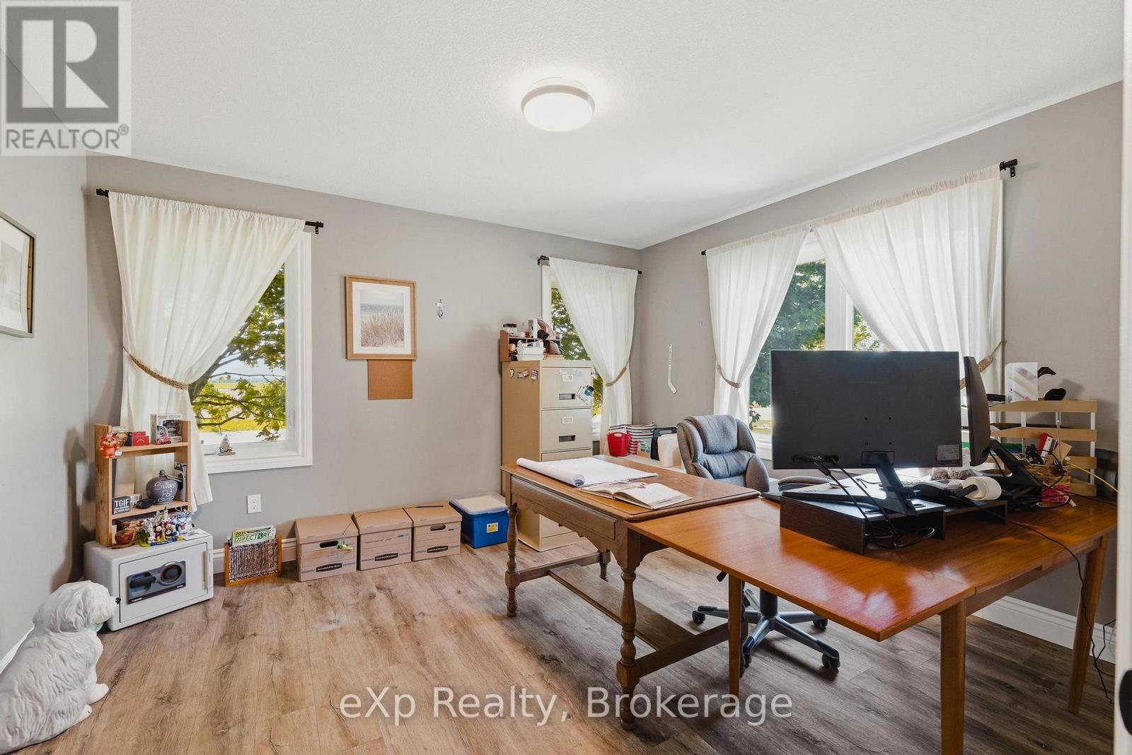 100 HARRIS CRESCENT - Image 28