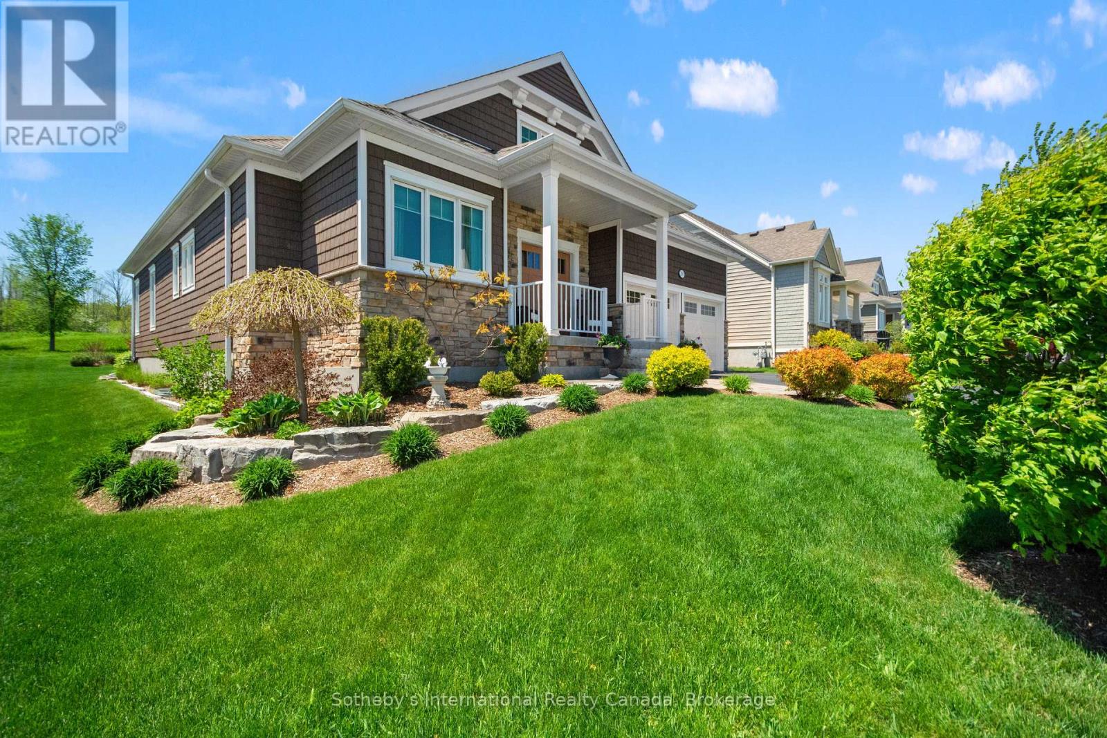 208 SNOWBERRY LANE - 3