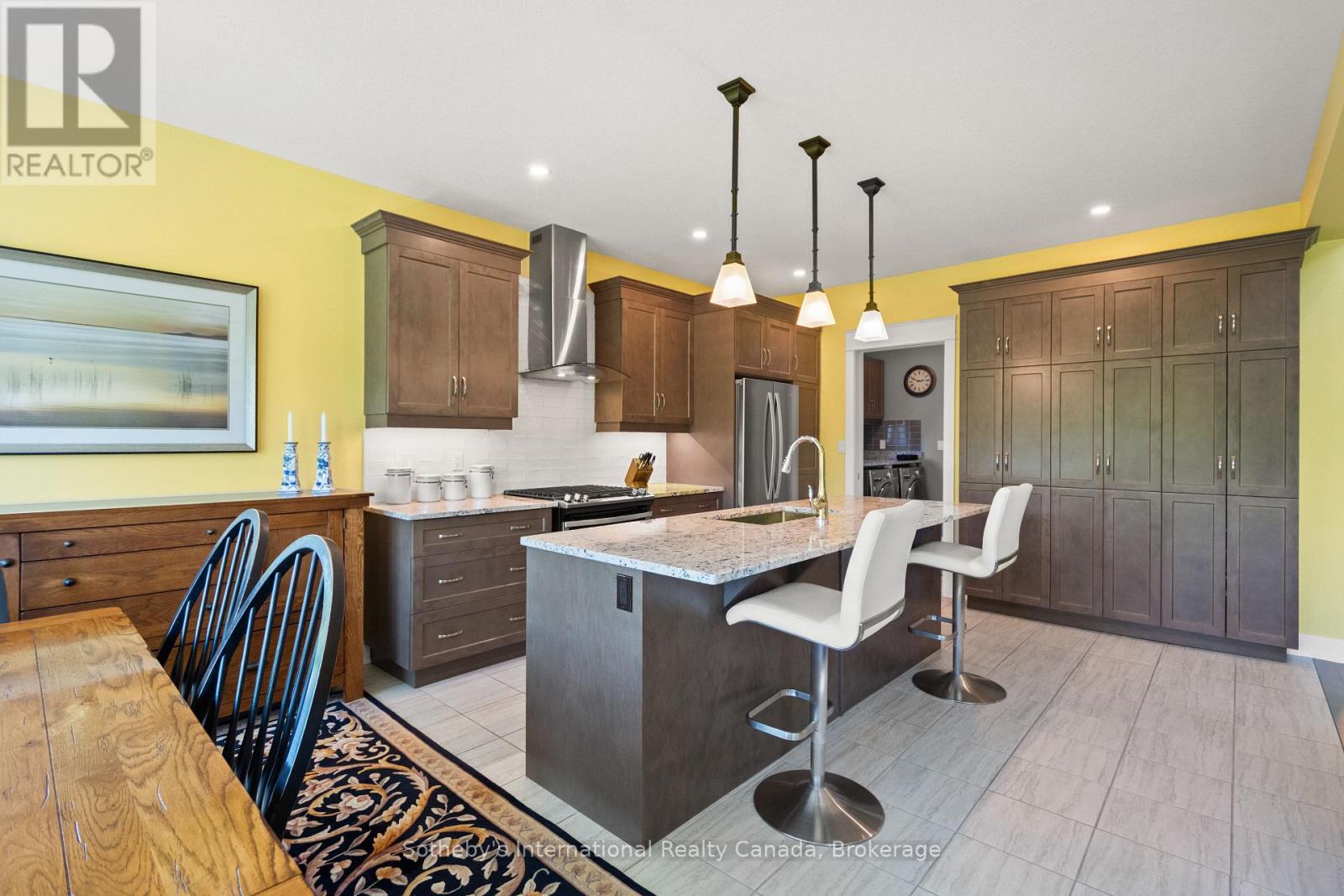 208 SNOWBERRY LANE - 7