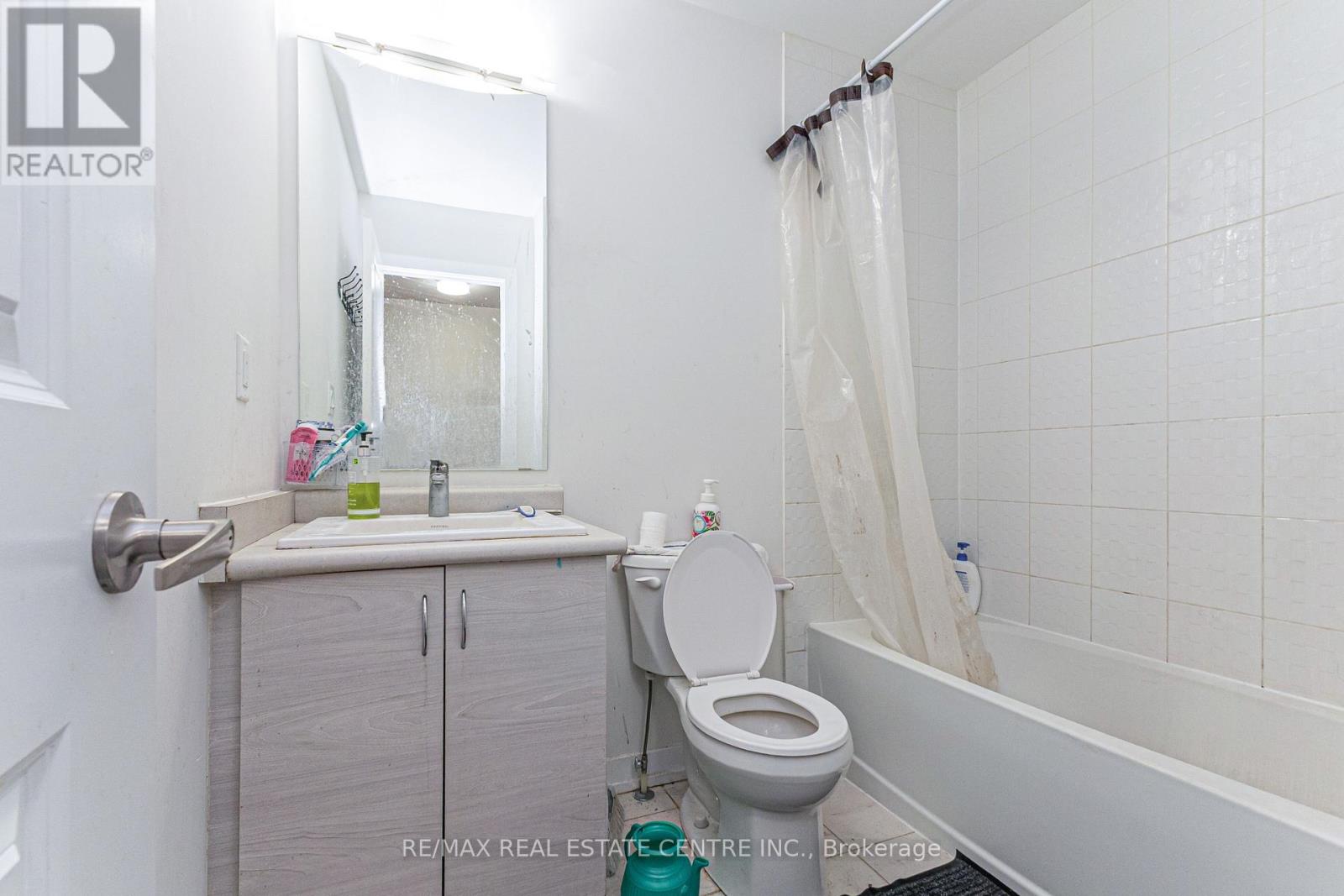 134 BROCKLEY DRIVE - 19