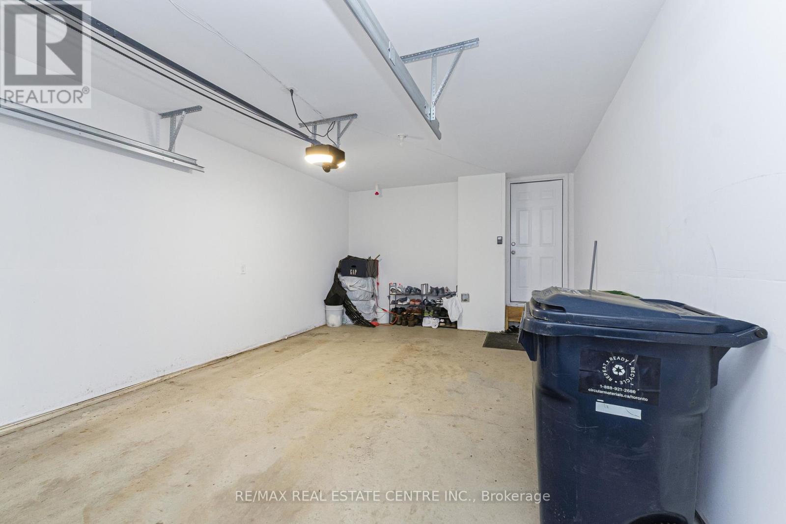 134 BROCKLEY DRIVE - 21