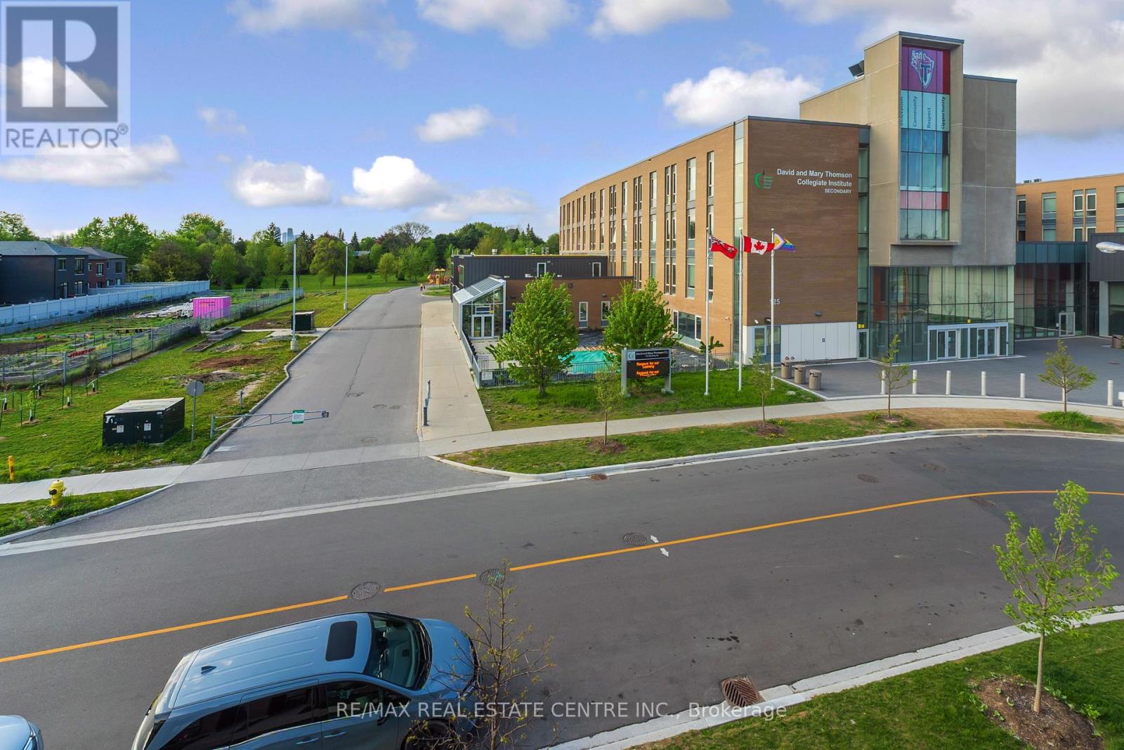 134 BROCKLEY DRIVE - 24