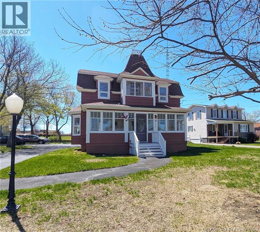 216 Boul. Saint-Pierre O - 1