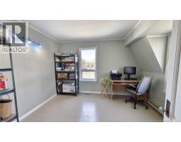 Kitchen - 216 Boul. Saint-pierre O, Caraquet, NB E1W1A5 Photo 13