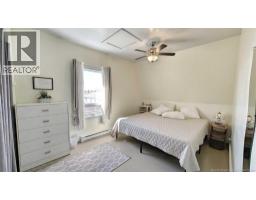 Living room - 216 Boul. Saint-pierre O, Caraquet, NB E1W1A5 Photo 14