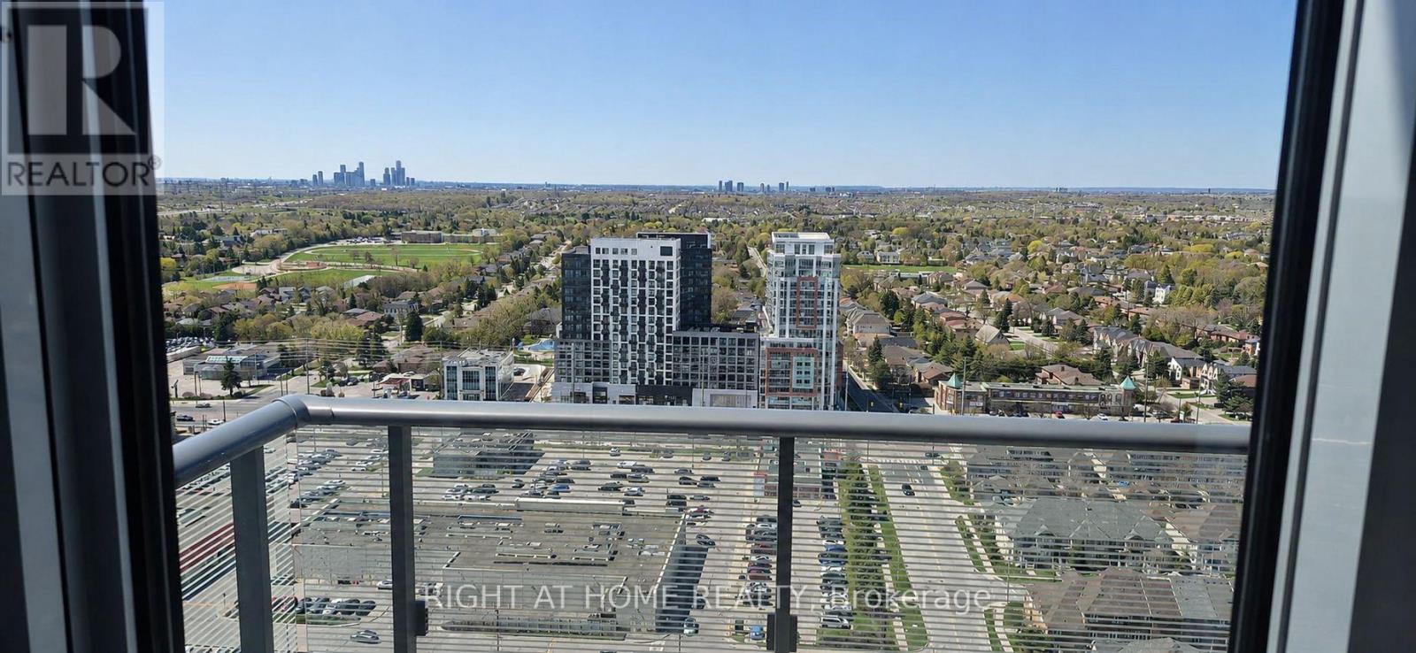 #PH12 95 ONEIDA CRESCENT - 7