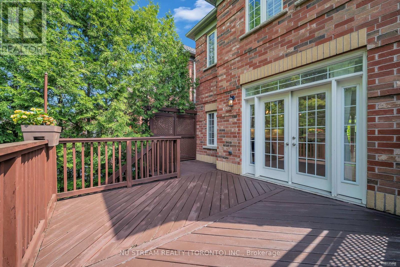 36 CRISPIN COURT - 41