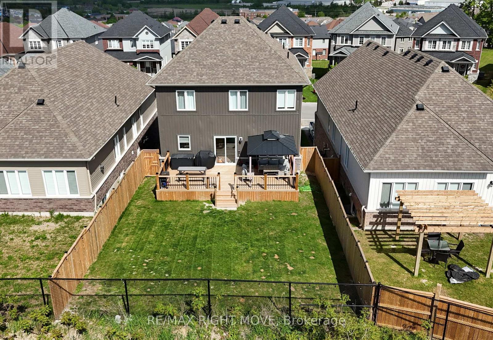 46 ATLANTIS DRIVE - 27