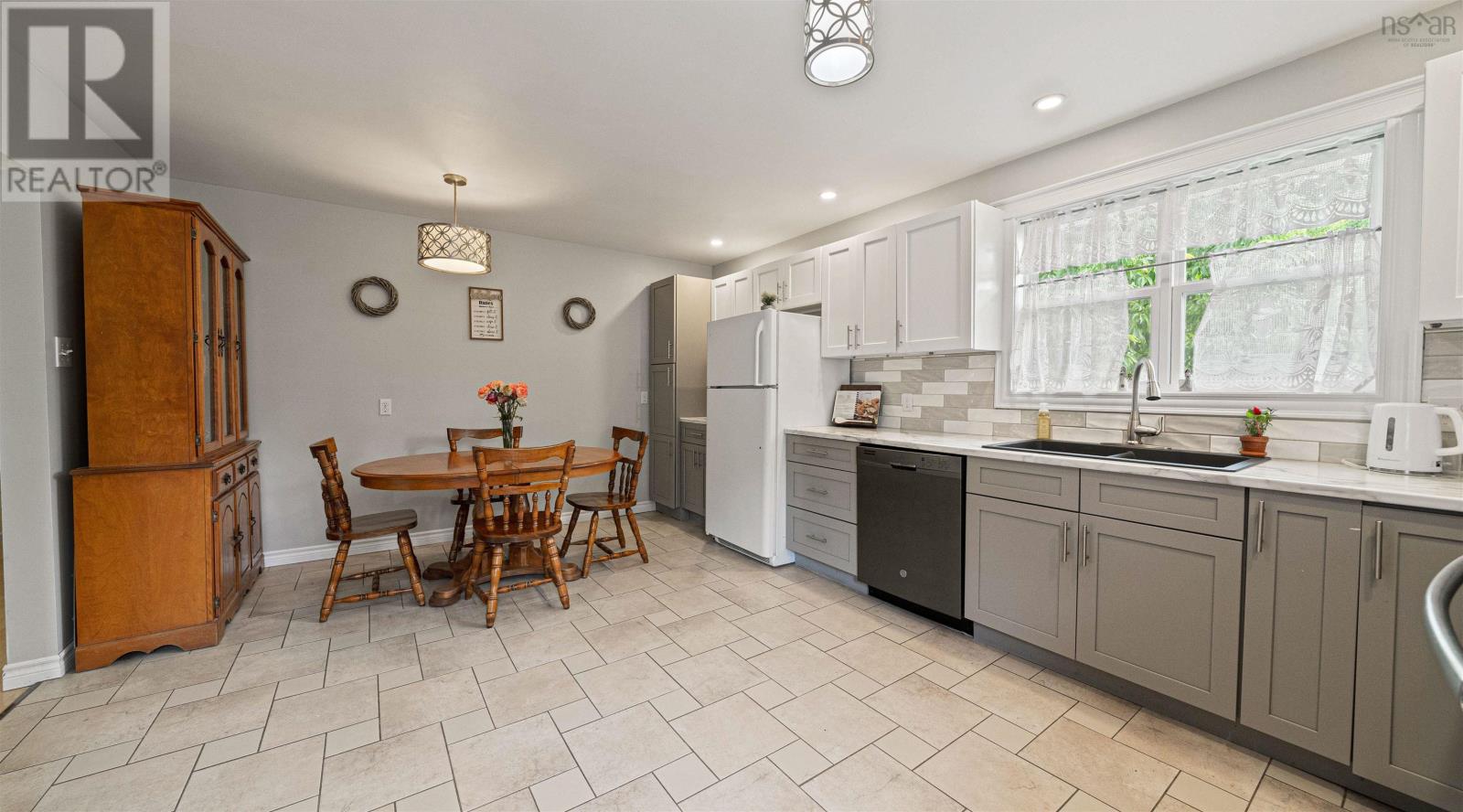 2155 Beaver Bank Road - 13